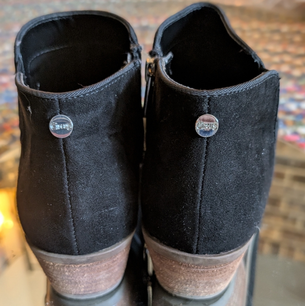 Circus By Sam Edleman Black Suede Ankle Boots‎ - Picture 4 of 6